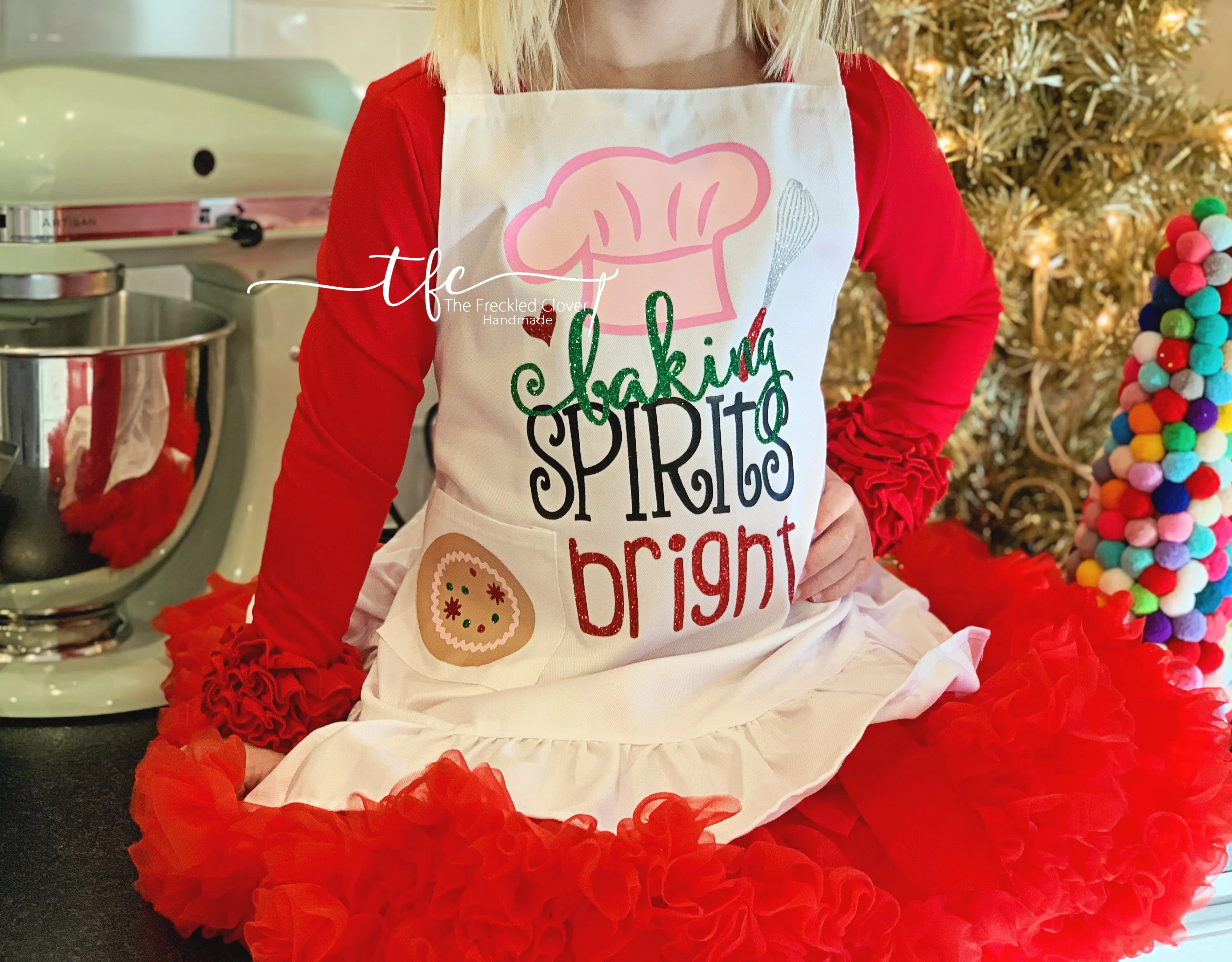 {Baking Spirits Bright} Youth ruffle apron