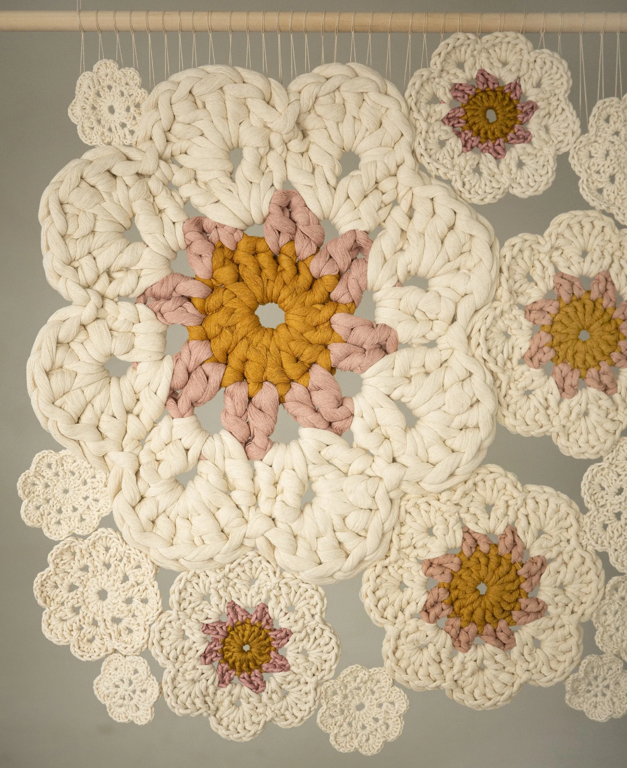 Crochet wall hanging, "Blossom"