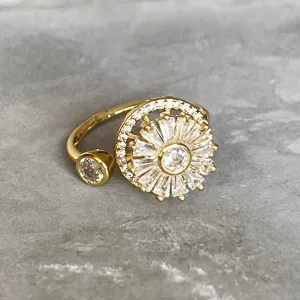 Flower Spinner Ring - Adjustable Floral Jewelry for Women