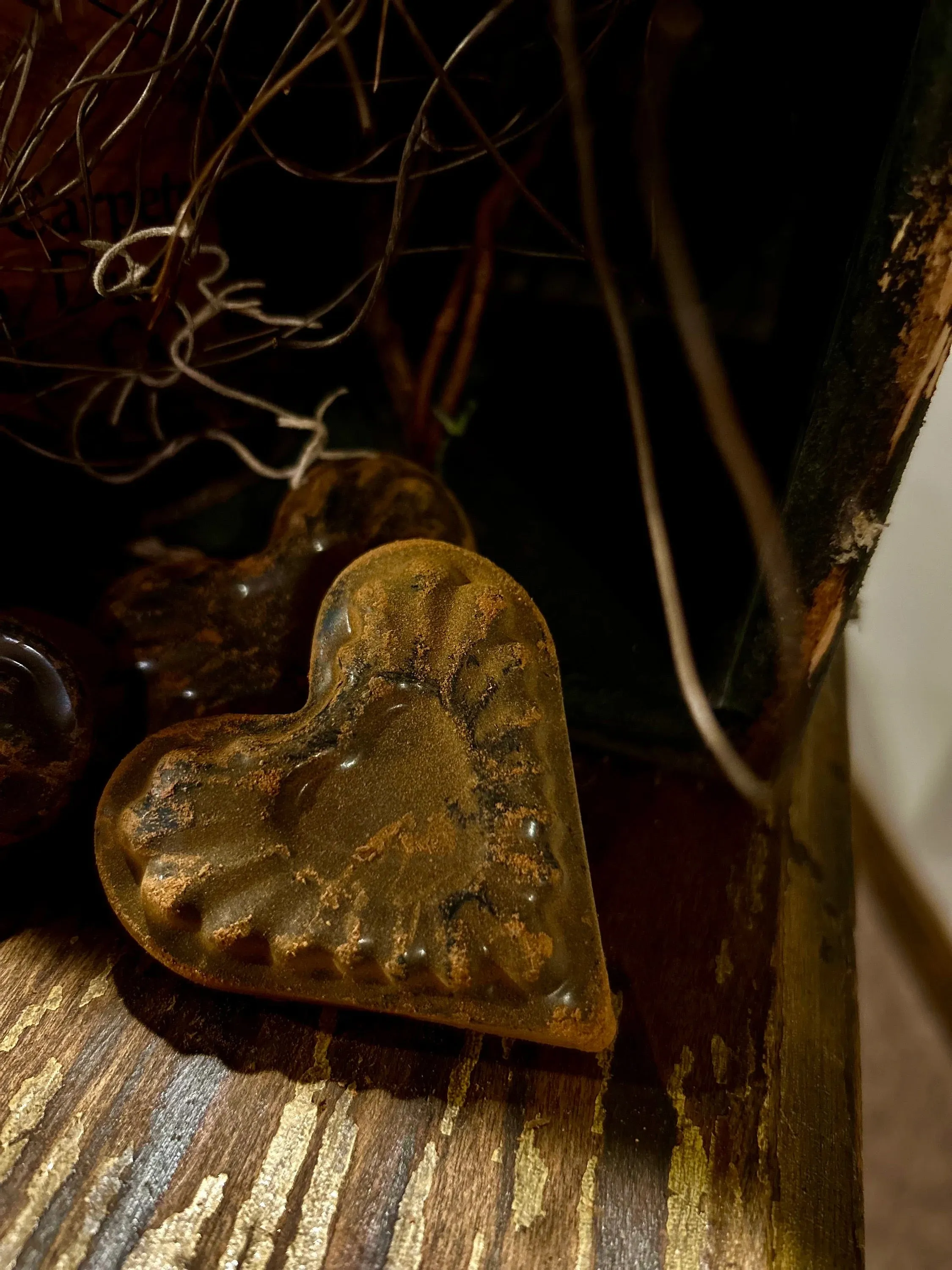 Folk Heart Blackened Bees wax Bowl Filler