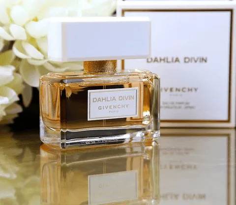 Givenchy Dahlia Divin EDP 75ml
