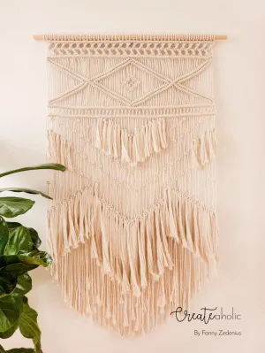 Macramé wall hanging, "Frida"