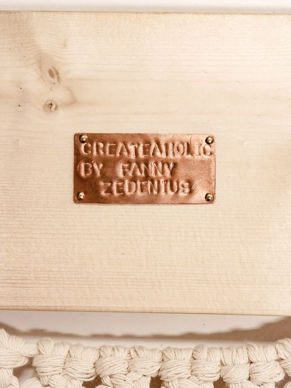 Macramé wallhanging, "Earthling"