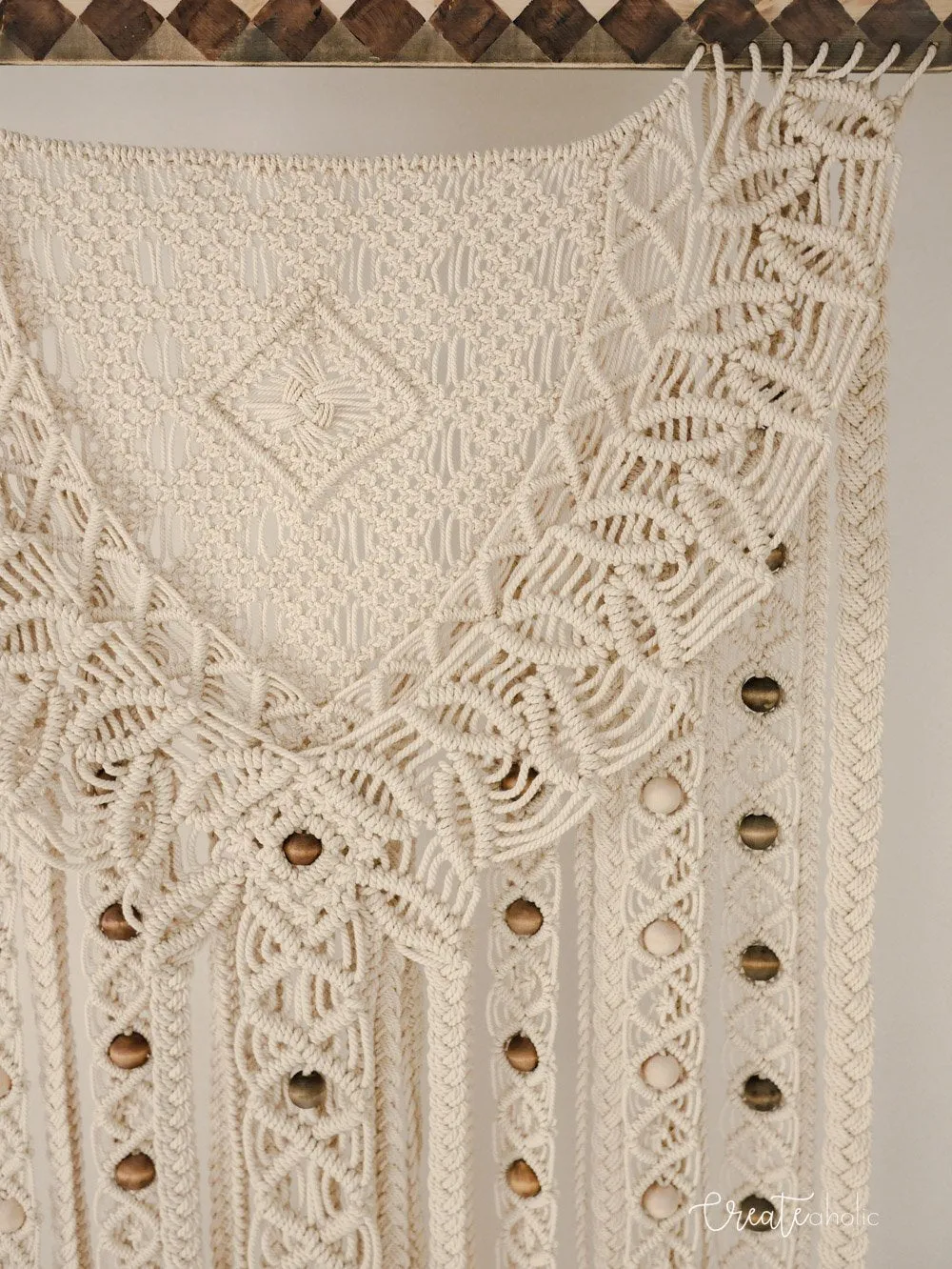 Macramé wallhanging, "Earthling"