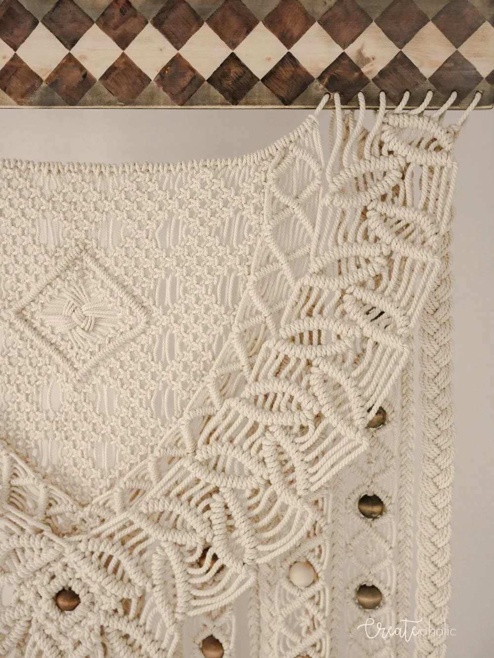 Macramé wallhanging, "Earthling"