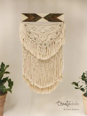 Macramé wallhanging, "Forest Florals"