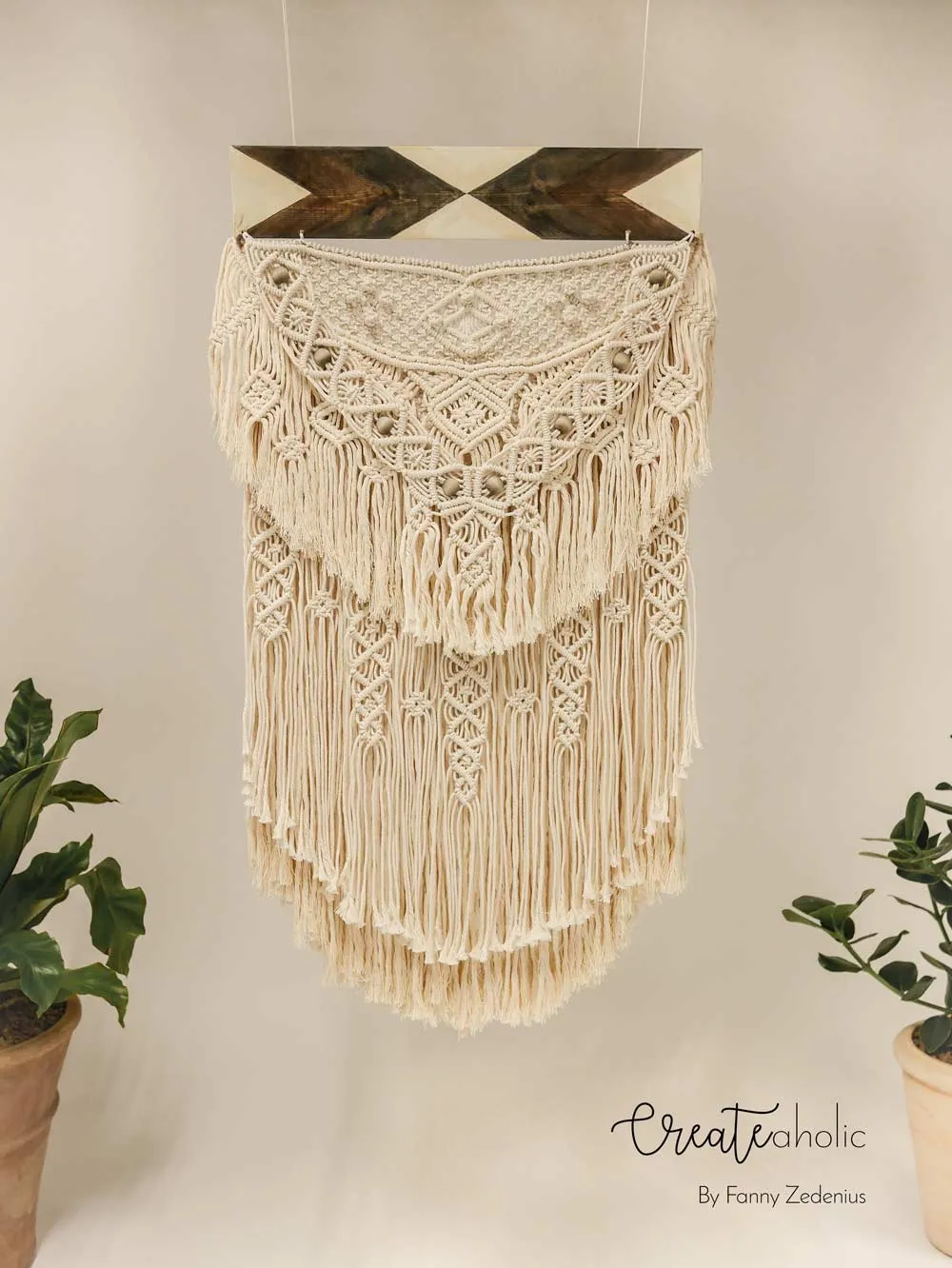 Macramé wallhanging, "Forest Florals"