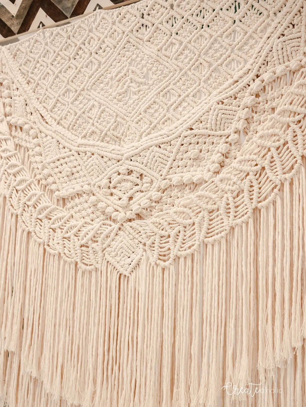 Macramé wallhanging, "Mountain Vines"