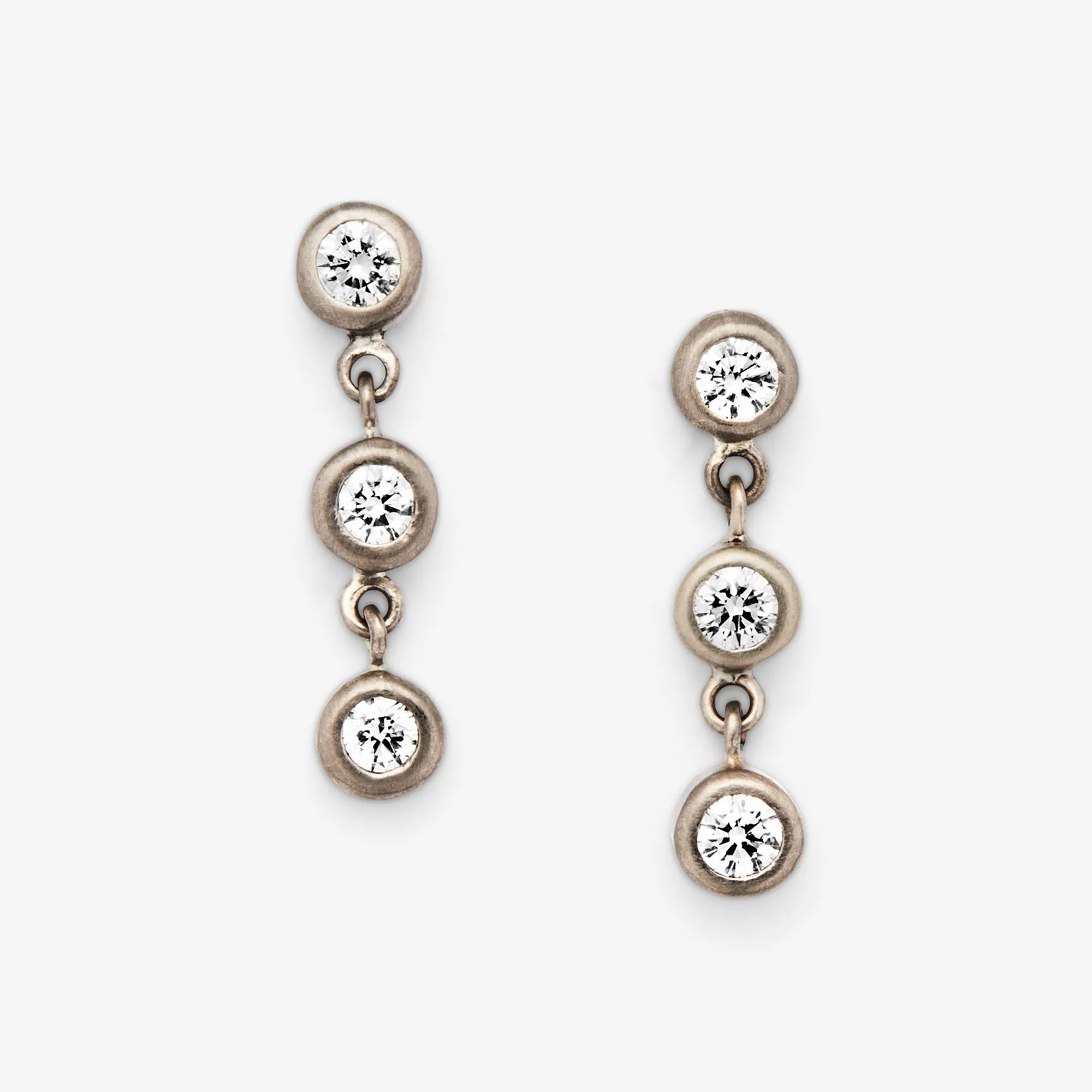 Meadow Triple Diamond Earrings in 18K Alpine Gold
