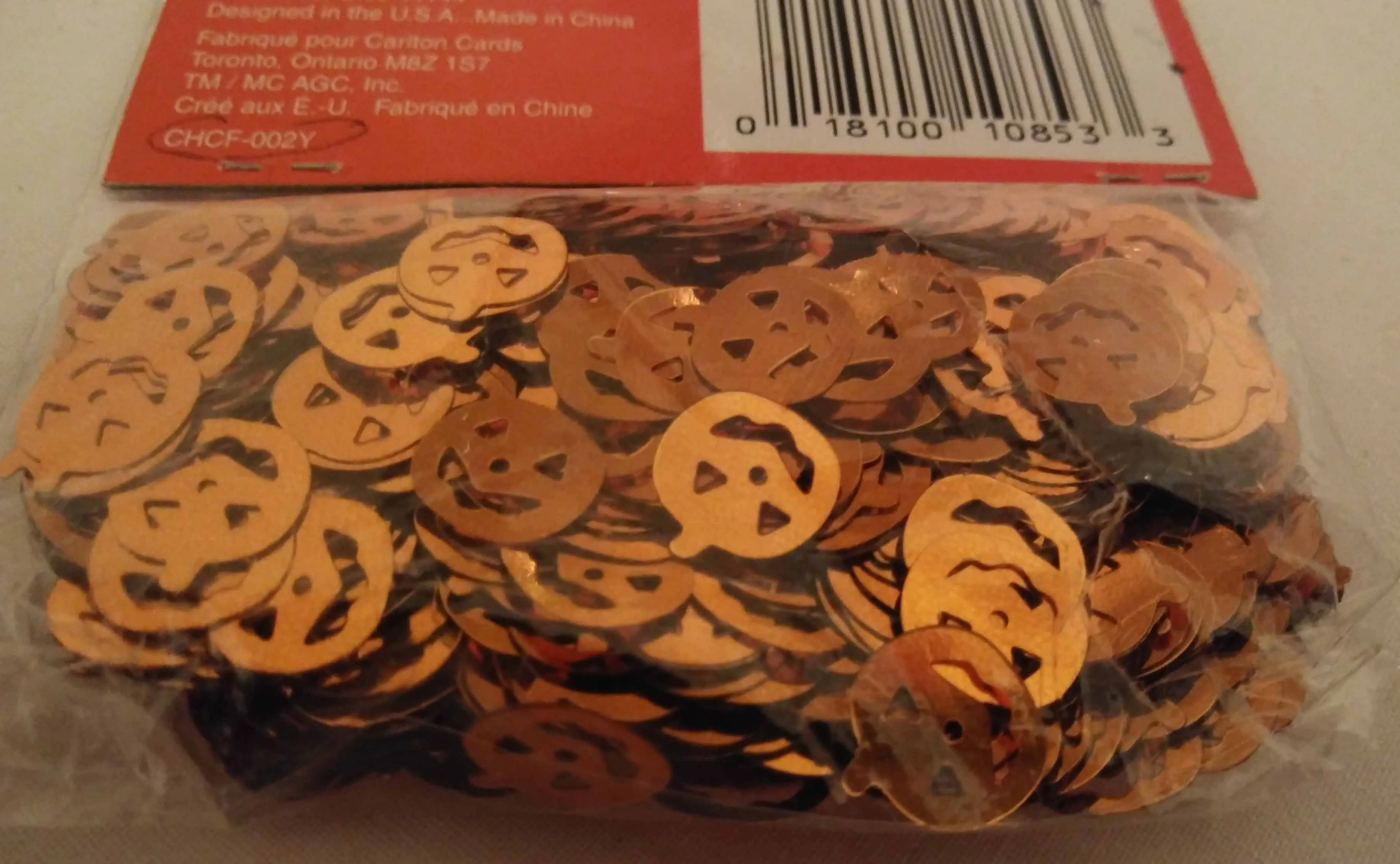 METALLIC PUMPKIN CONFETTI