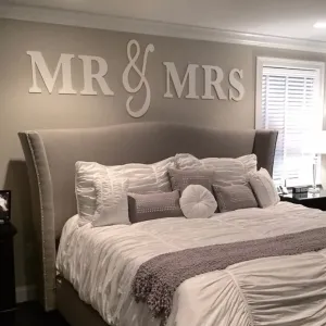 Mr & Mrs Wall Signs QUEEN SIZE