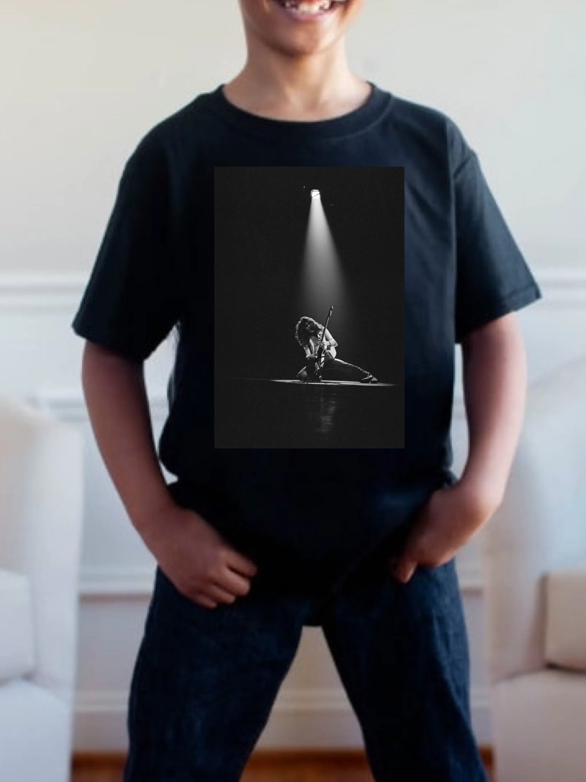 Pre order VAN HALEN SPOTLIGHT tee (tee as pictured ) 1.5 week -2 week Tat