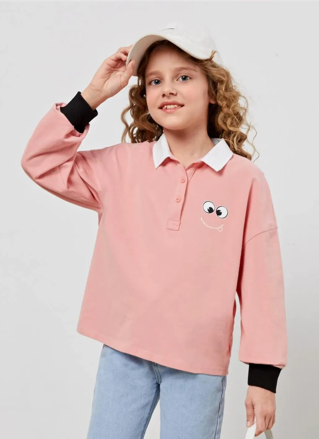 SHEIN x googly eye cru girls cartoon graphic contrast collar tee