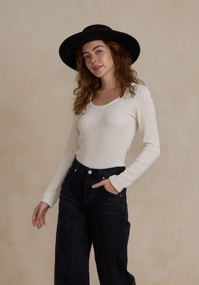 The Textured Long Sleeve Tee by Rylee   Cru - Ivory