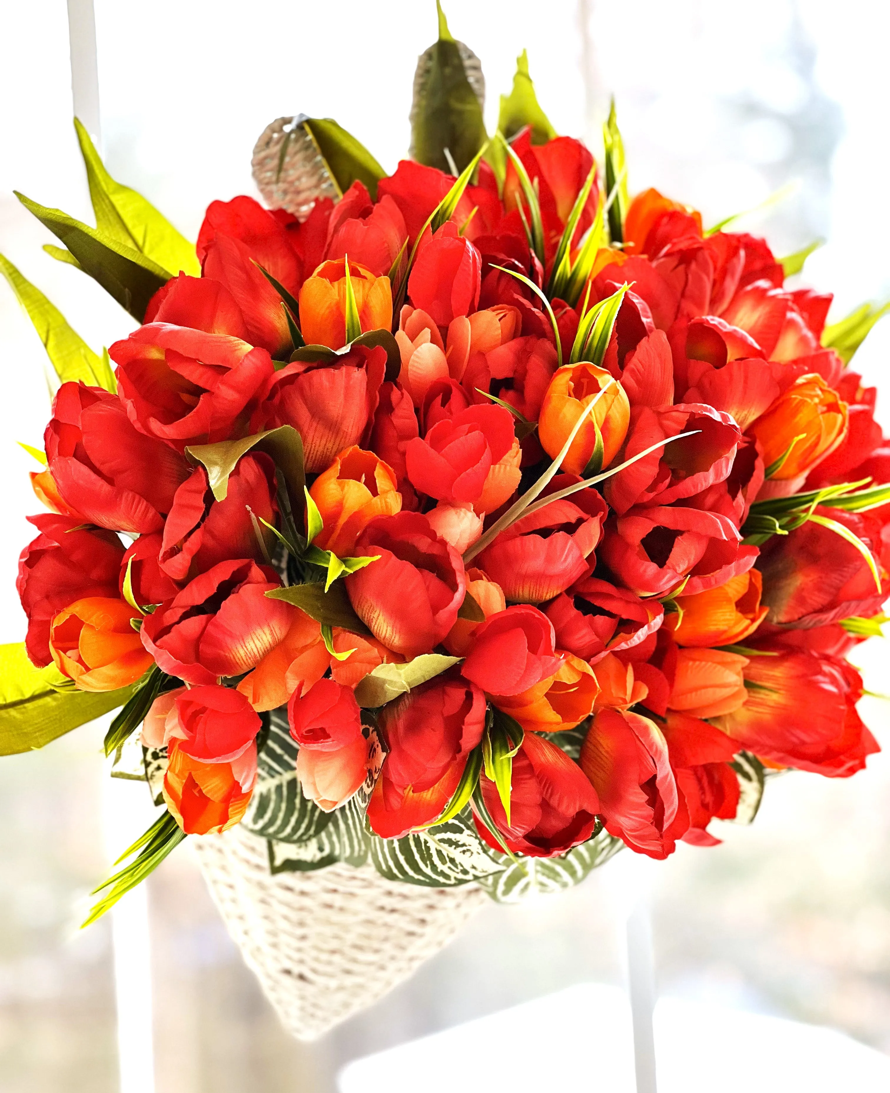 Tulip Door Hanging Basket 20"L X 20"W X 12" Dept