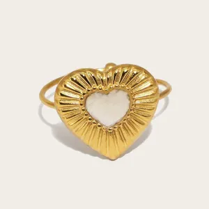 Vintage Gold-Plated Heart with Natural White Shell Ring