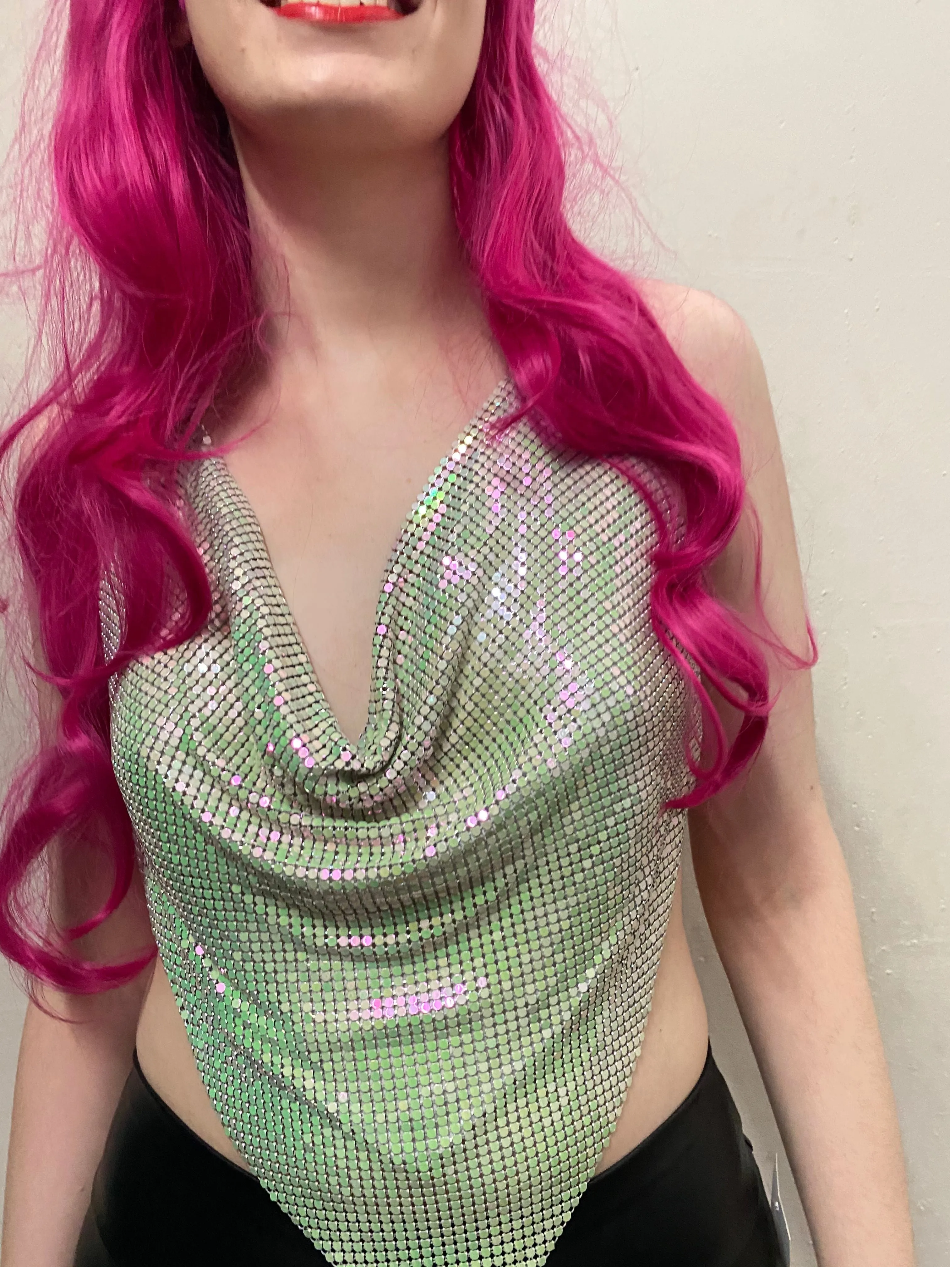 White Iridescent Metal Mesh Triangle Top